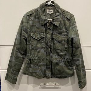 Army print light jacket.